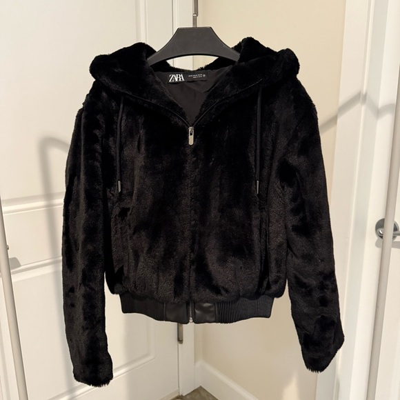 Zara Black Faux Fur Jacket size XS - Picture 3 of 8